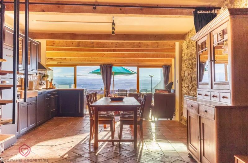 Maison de village - 104 m² - 4 pièces