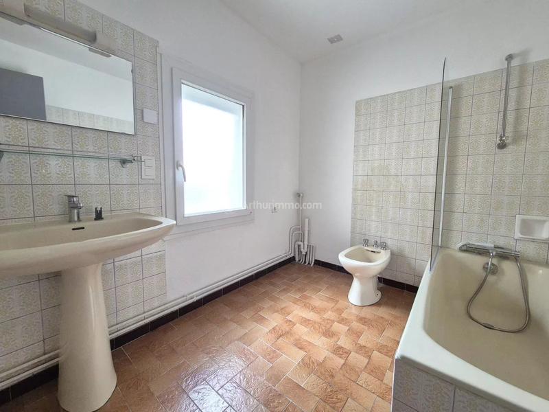 Appartement - 49 m² - 2 pièces