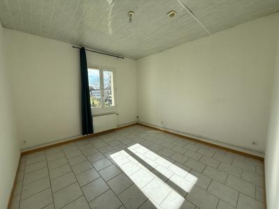 Maison - 99 m² - 4 pièces