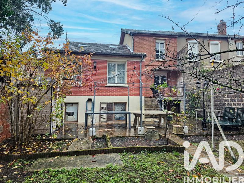 Maison - 139 m² - 7 pièces