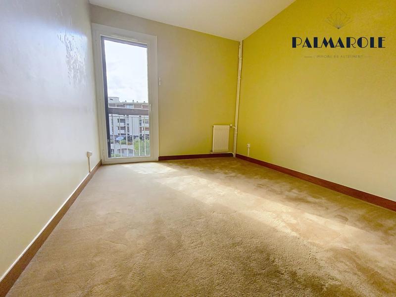 Appartement - 100 m² - 4 pièces