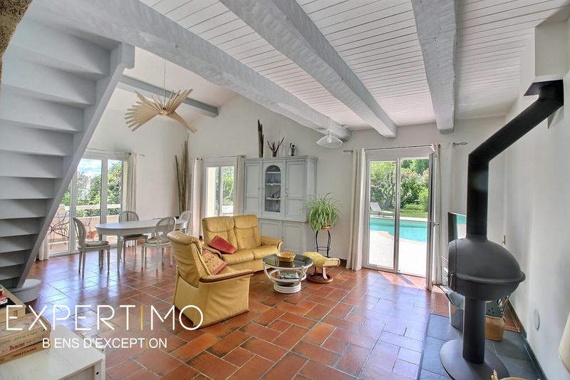 Villa - 160 m² - 6 pièces