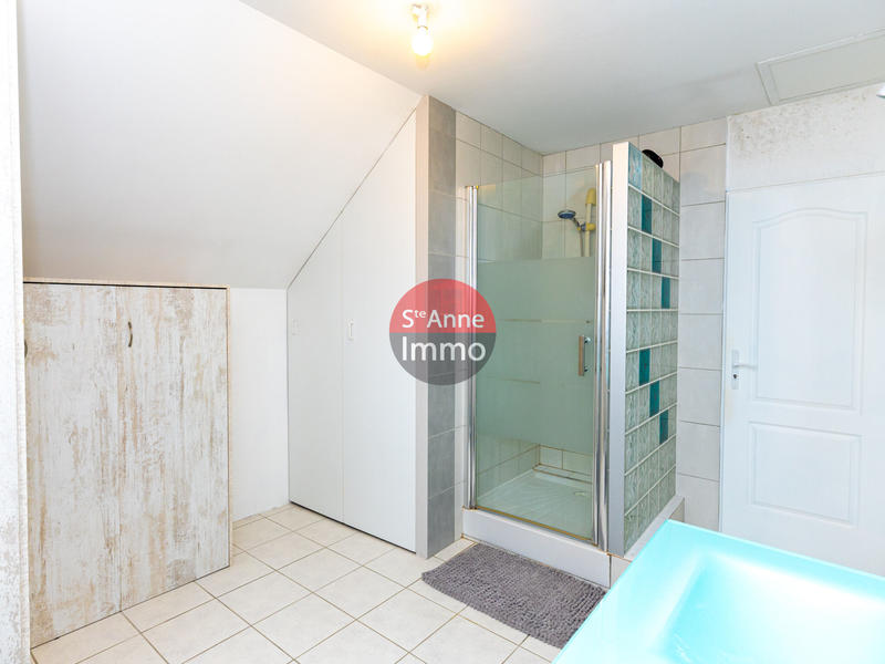 Maison - 159 m² - 7 pièces