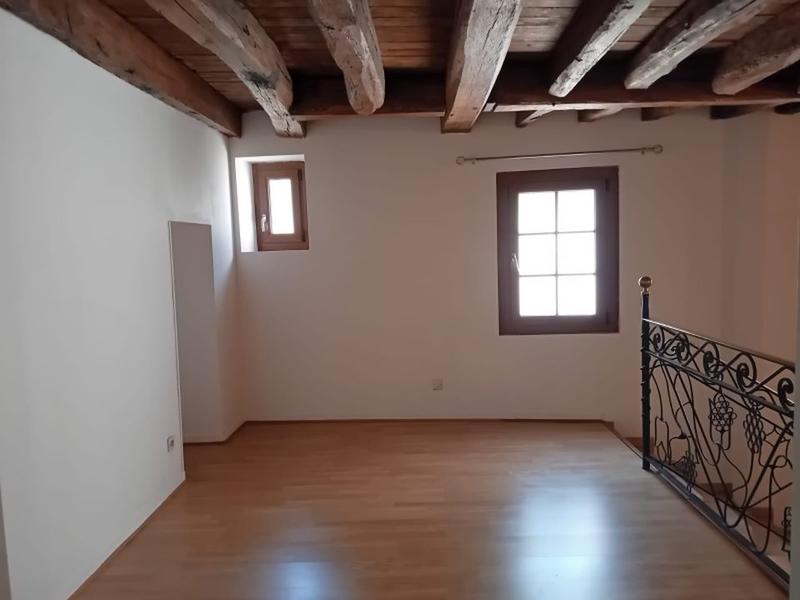 Immeuble - 260 m² - 6 pièces