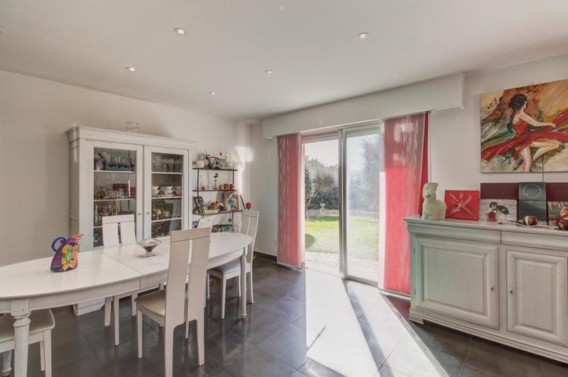 Maison - 193 m² - 5 pièces