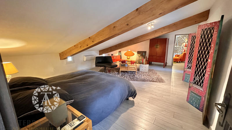 Mas - 298 m² - 5 pièces