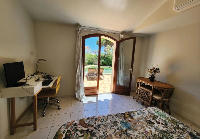 Maison - 204 m² - 8 pièces