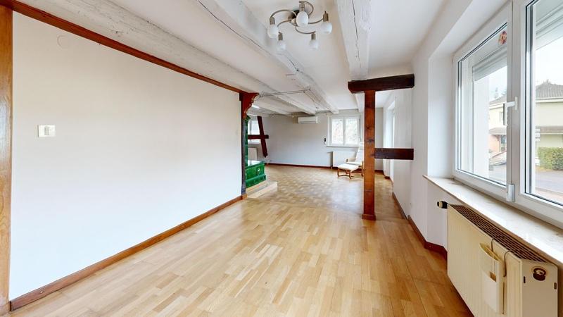 Maison traditionnelle - 224 m² - 7 pièces