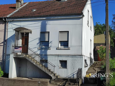 Maison - 93 m² - 5 pièces