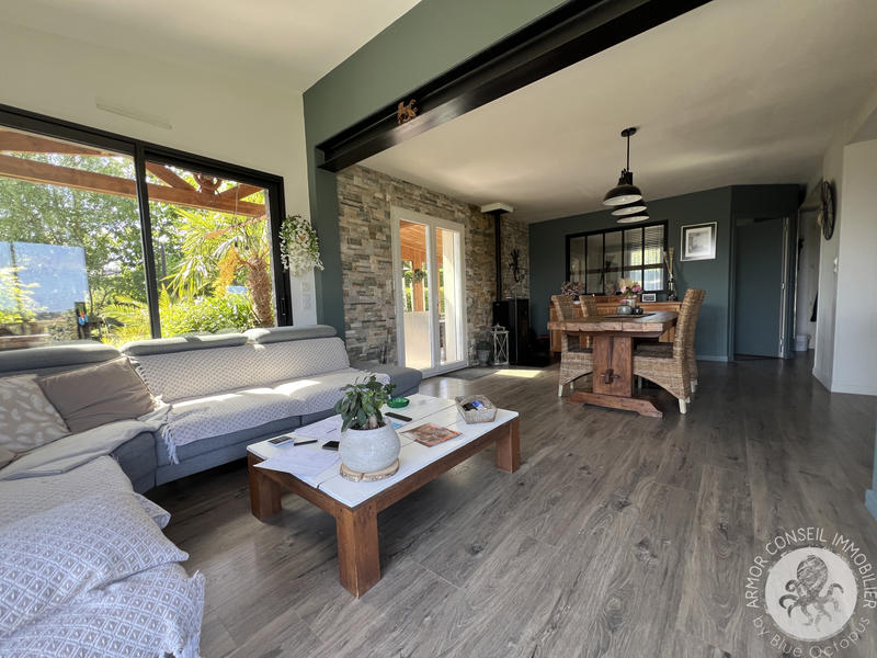 Maison - 105 m² - 5 pièces