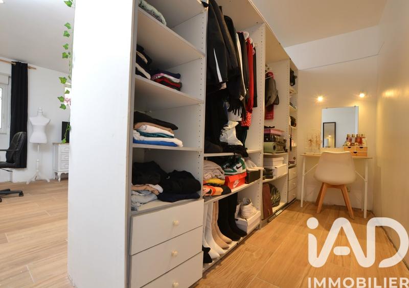 Maison de village - 201 m² - 6 pièces