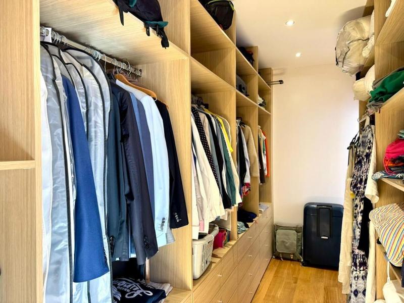 Maison d'architecte - 300 m² - 6 pièces