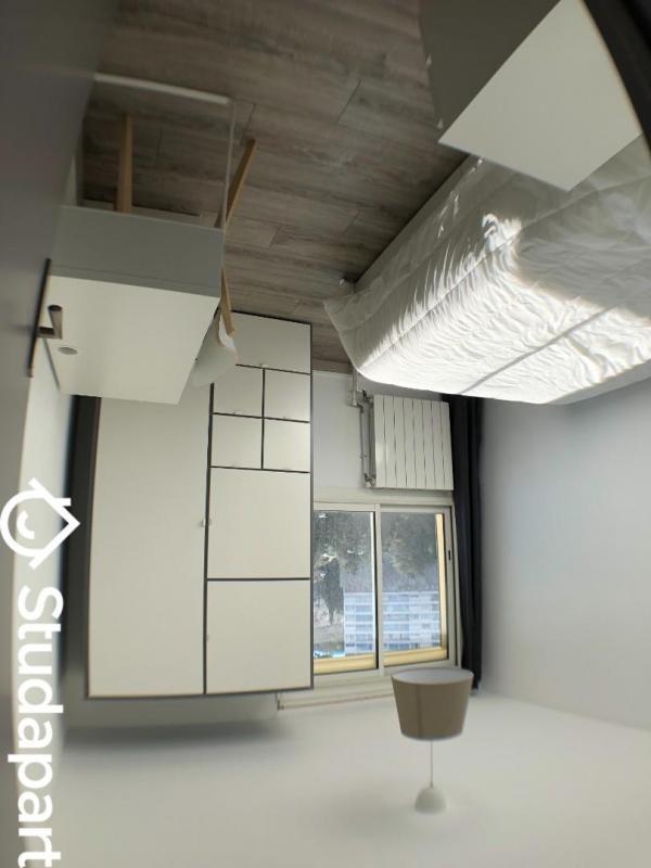 Chambre - 13 m² - 1 pièce