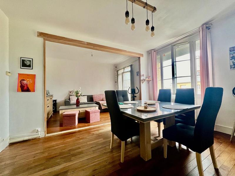 Appartement - 81 m² - 4 pièces