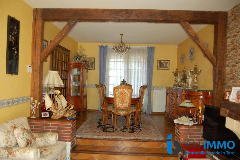 Maison - 130 m² - 7 pièces