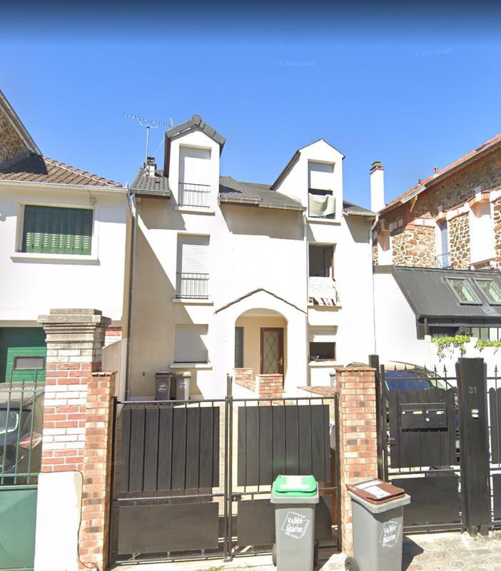 Maison - 88 m² - 4 pièces