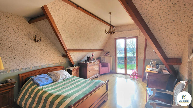 Maison - 195 m² - 6 pièces