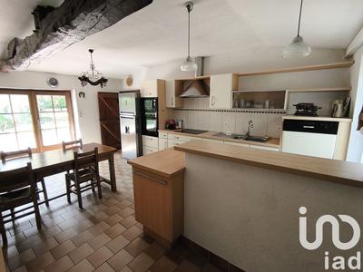 Maison - 142 m² - 5 pièces