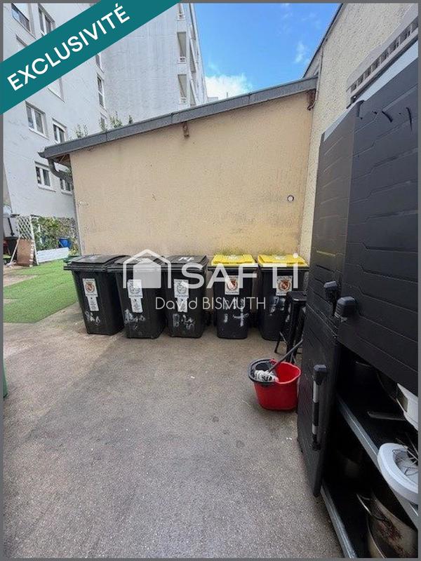 Local commercial - 80 m² - 4 pièces