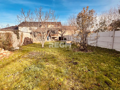 Maison - 223 m² - 7 pièces