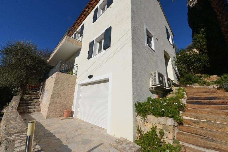 Maison - 183 m² - 5 pièces