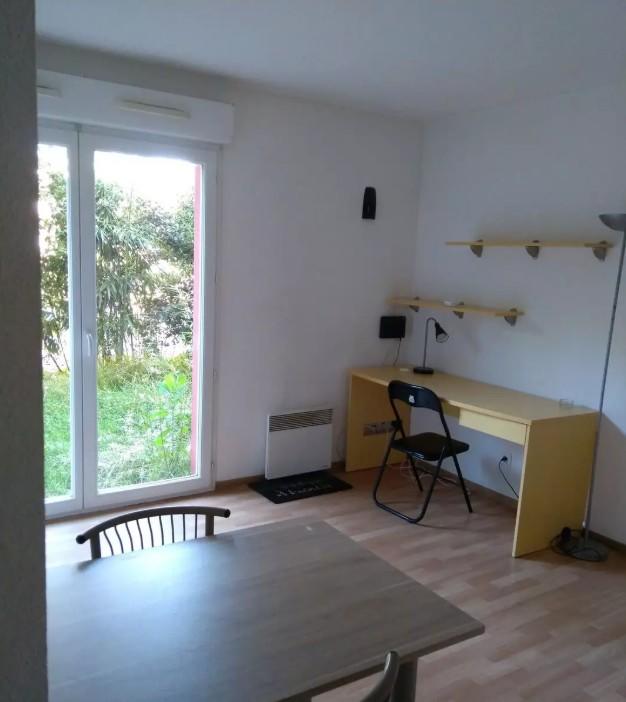 Studio - 20 m² - 1 pièce