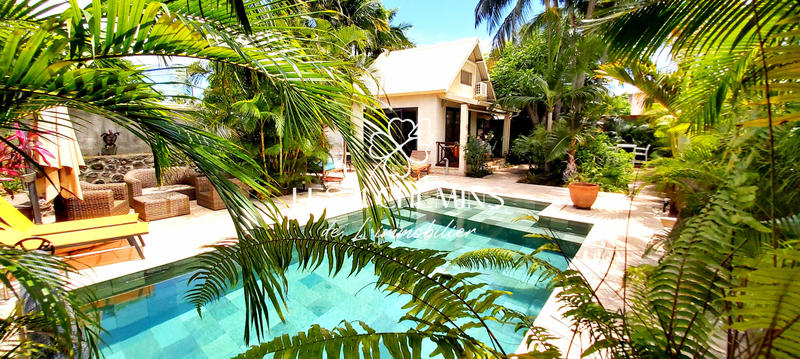 Villa - 220 m² - 6 pièces