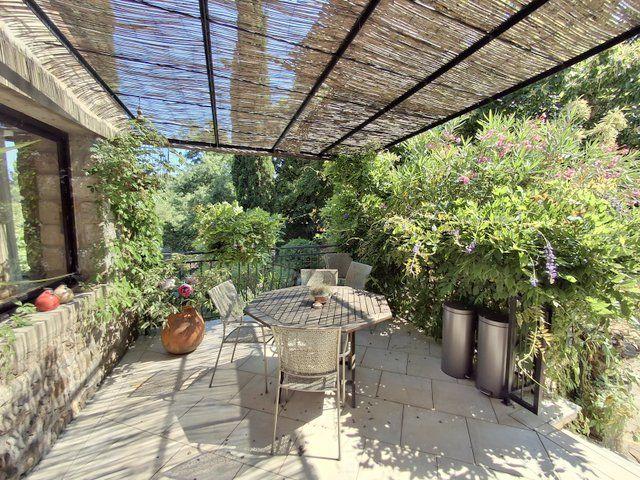 Maison - 194 m² - 5 pièces