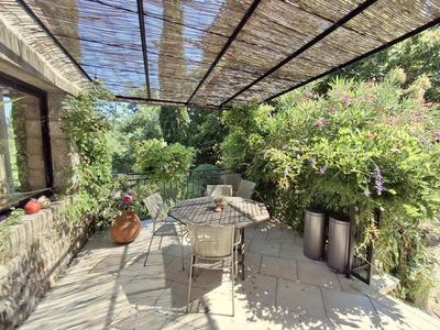 Maison - 194 m² - 5 pièces