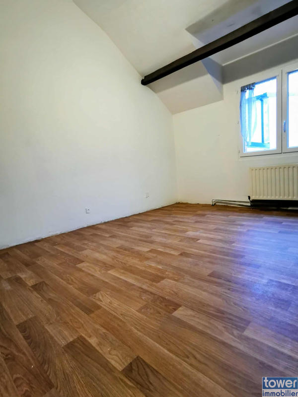 Maison - 107 m² - 6 pièces