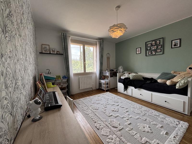 Maison - 180 m² - 5 pièces