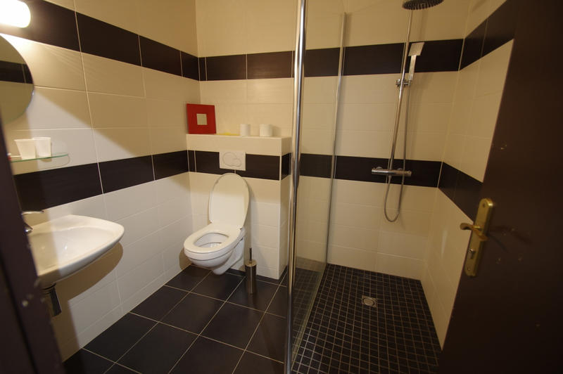 Fonds de commerce - Magasins - 250 m²