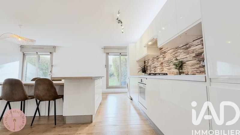 Appartement - 80 m² - 3 pièces