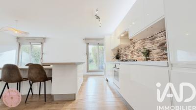 Appartement - 80 m² - 3 pièces