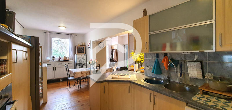 Maison - 85 m² - 5 pièces