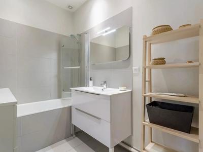 Appartement - 83 m² - 5 pièces