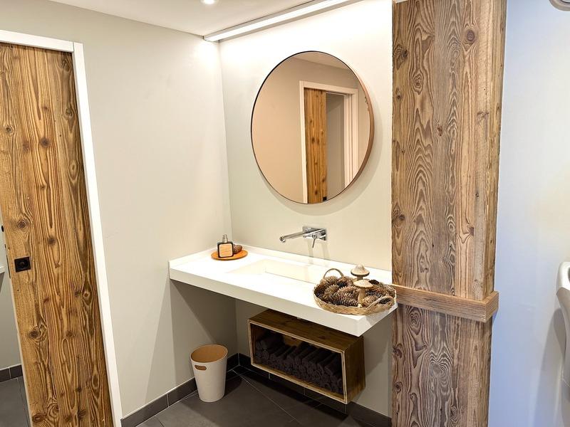 Local commercial - 238 m² - 4 pièces