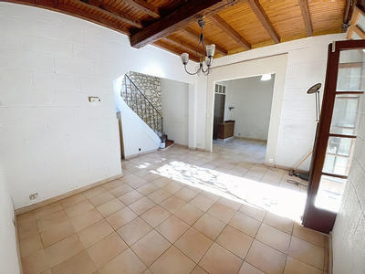 Maison - 96 m² - 5 pièces