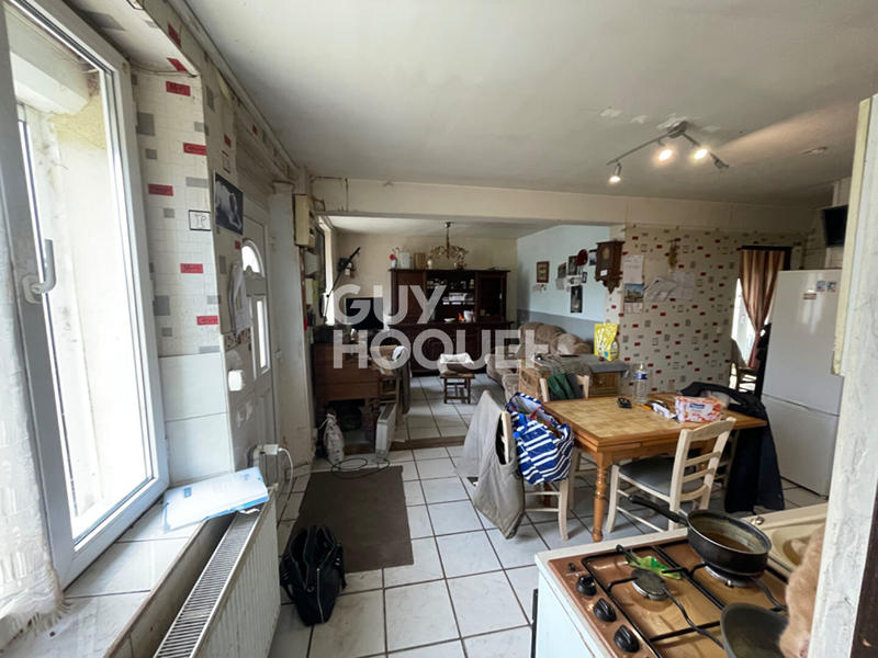 Maison - 90 m² - 5 pièces