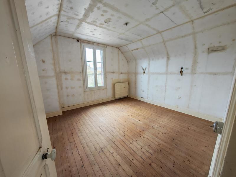 Maison - 104 m² - 5 pièces