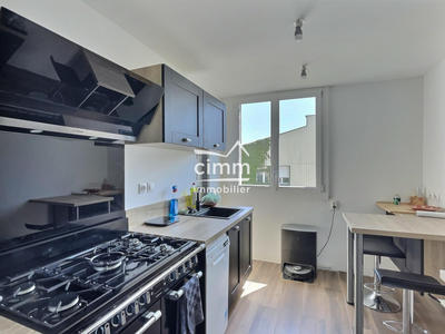 Appartement - 72 m² - 3 pièces