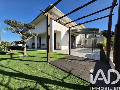 Maison - 164 m² - 10 pièces