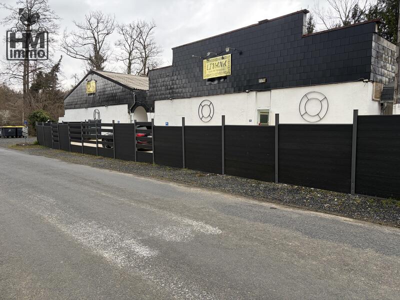 Local commercial - 1 000 m² - 3 pièces