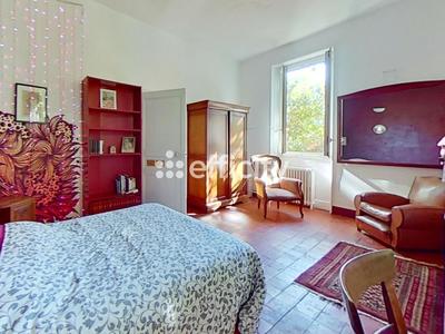 Maison - 200 m² - 6 pièces