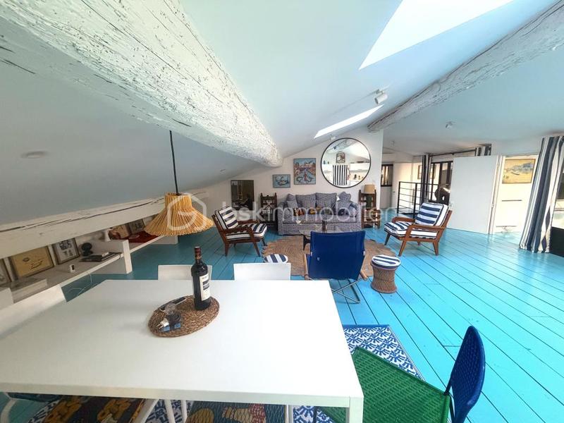 Appartement - 100 m² - 3 pièces