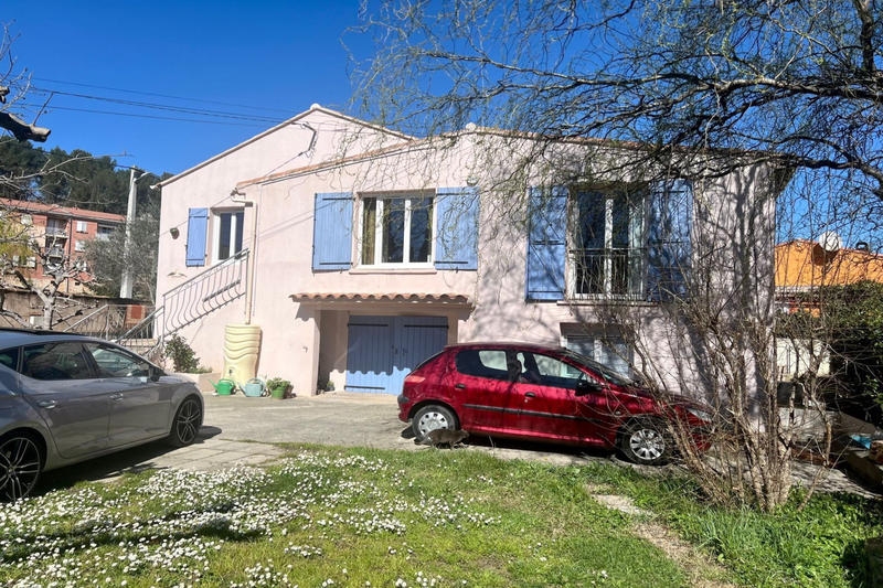 Maison - 155 m² - 5 pièces