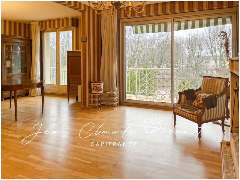 Appartement - 105 m² - 5 pièces