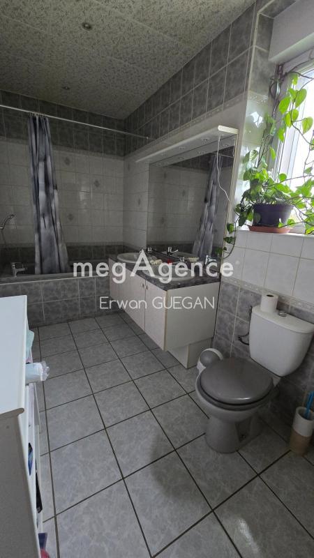 Maison - 393 m² - 14 pièces