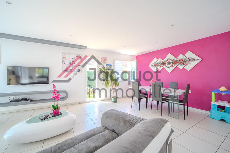 Maison - 109 m² - 4 pièces