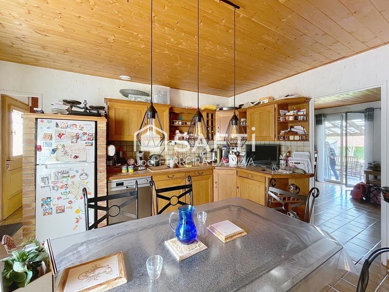 Maison - 167 m² - 10 pièces